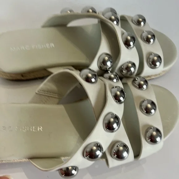 Marc Fisher White Vegan Leather Studded Sandals Size 6 - Picture 3 of 7
